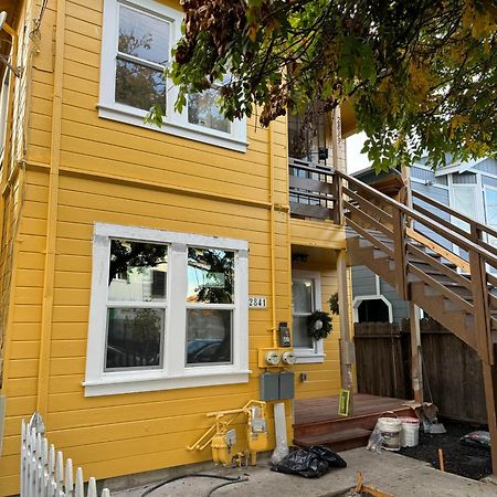 Bumblebee House Apartment Oakland Exterior photo